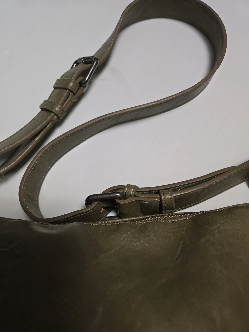 N/A stylish taupe